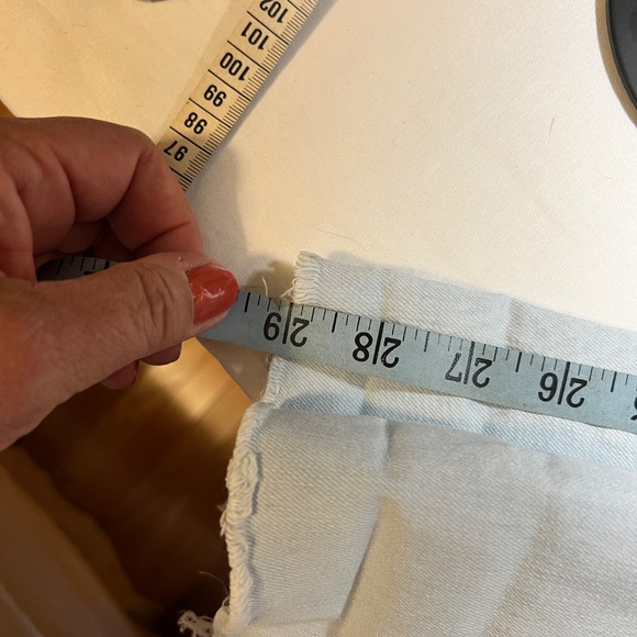 AG ADRIANO GOLDSCHMIED The Middle Ankle. Mid rise, legging ankle. 29R - Picture 5 of 5